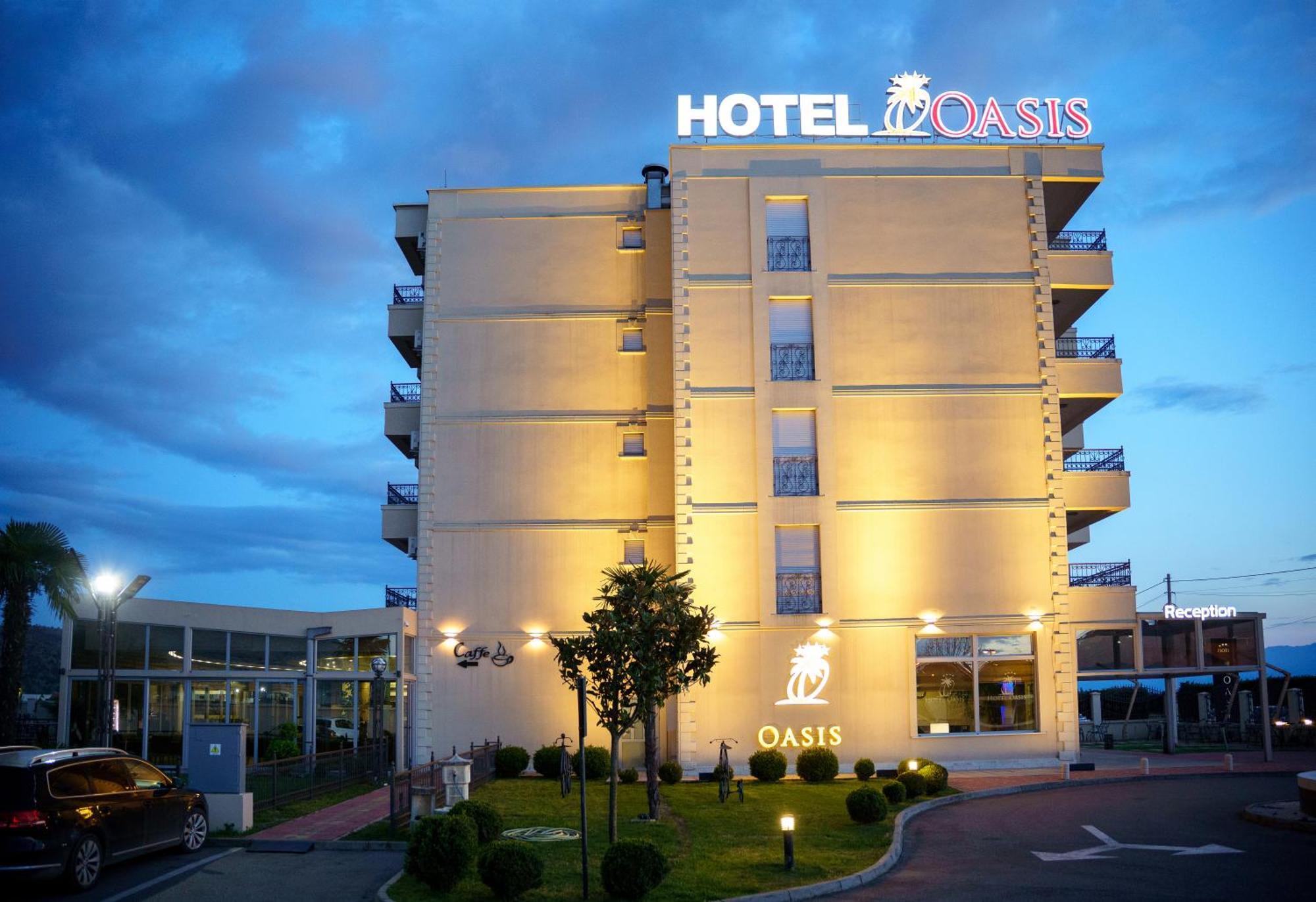 Hotel Oasis Подгориця Екстер'єр фото