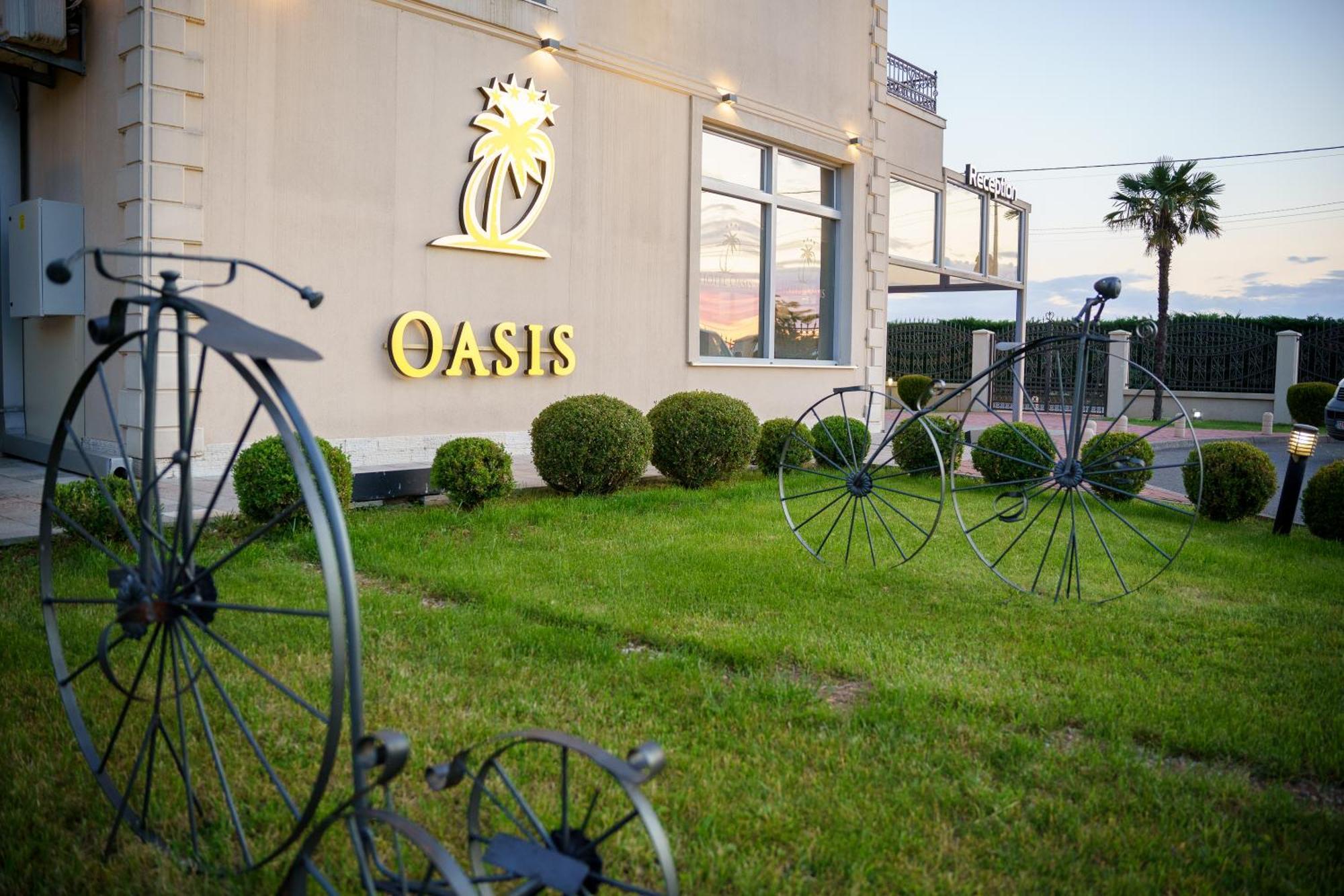 Hotel Oasis Подгориця Екстер'єр фото