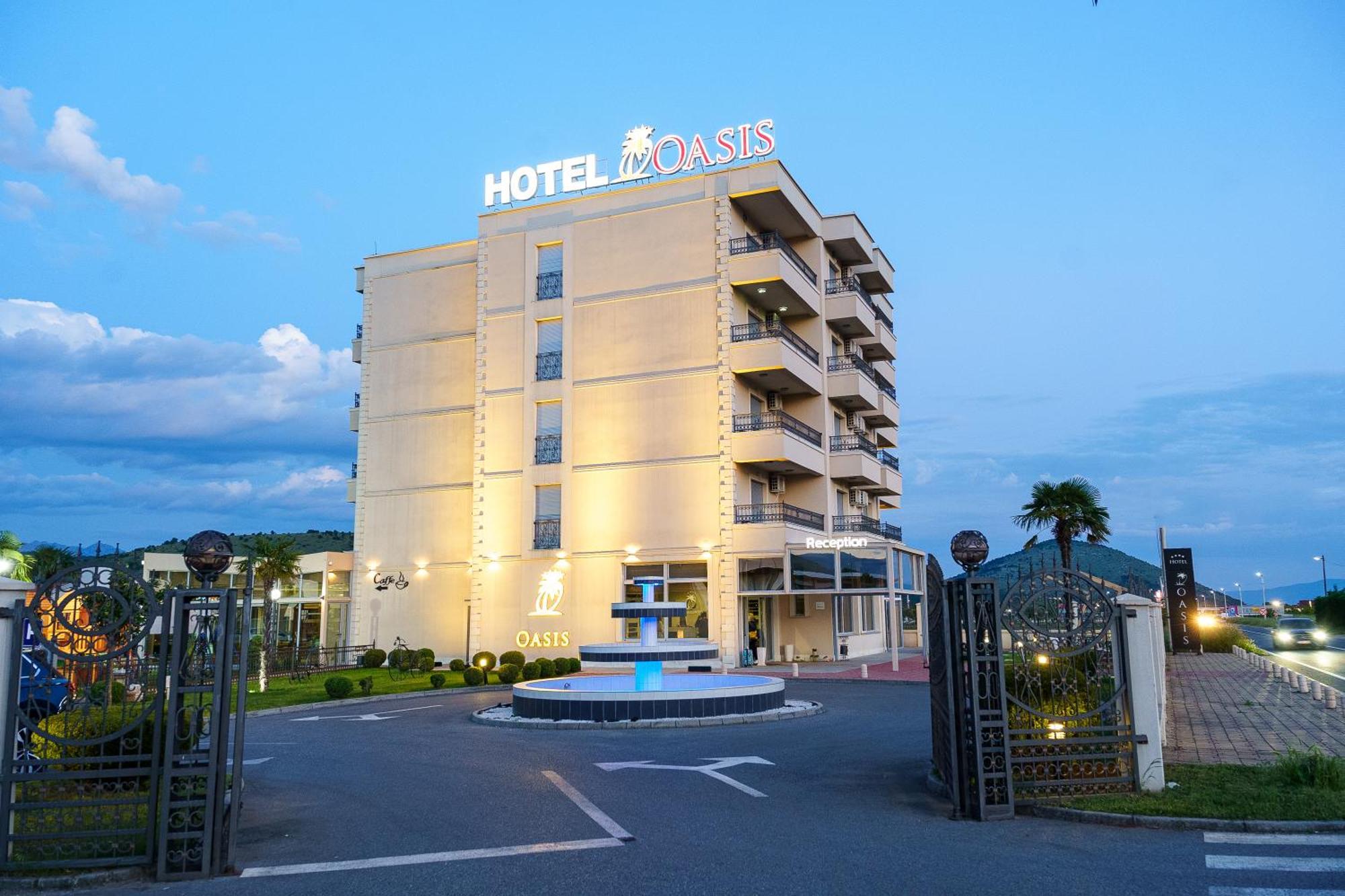 Hotel Oasis Подгориця Екстер'єр фото