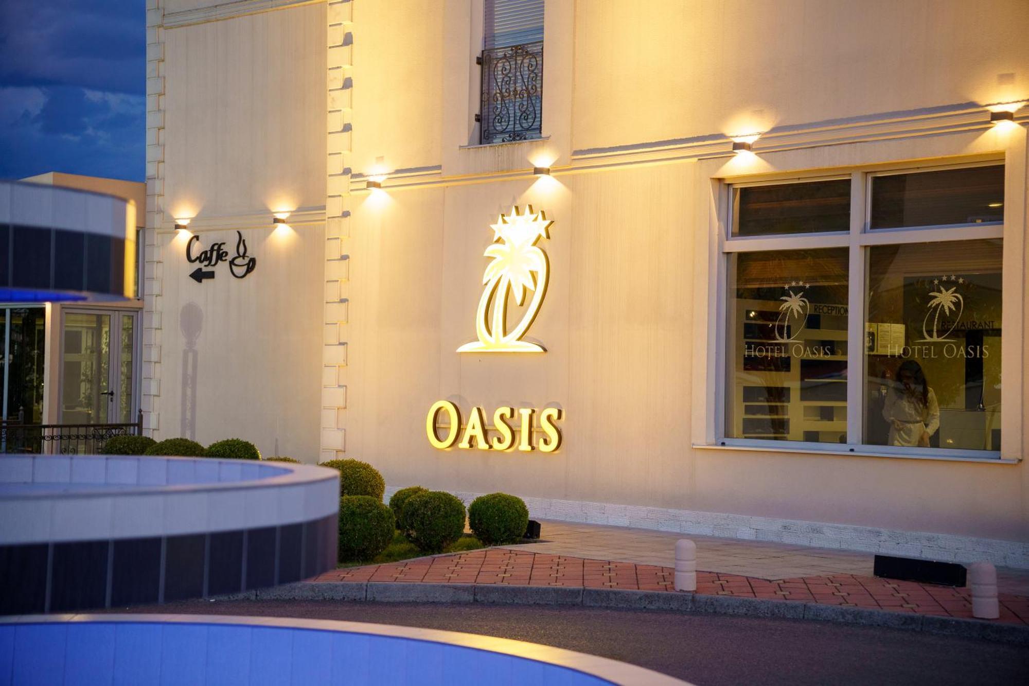 Hotel Oasis Подгориця Екстер'єр фото