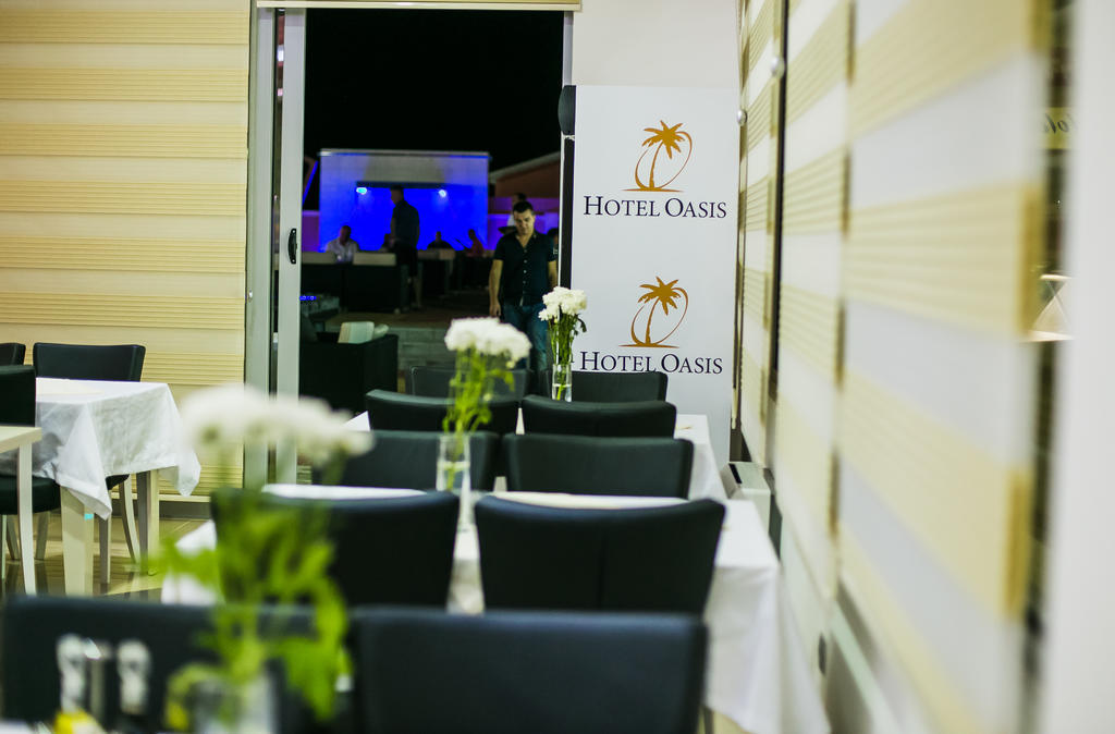 Hotel Oasis Подгориця Екстер'єр фото