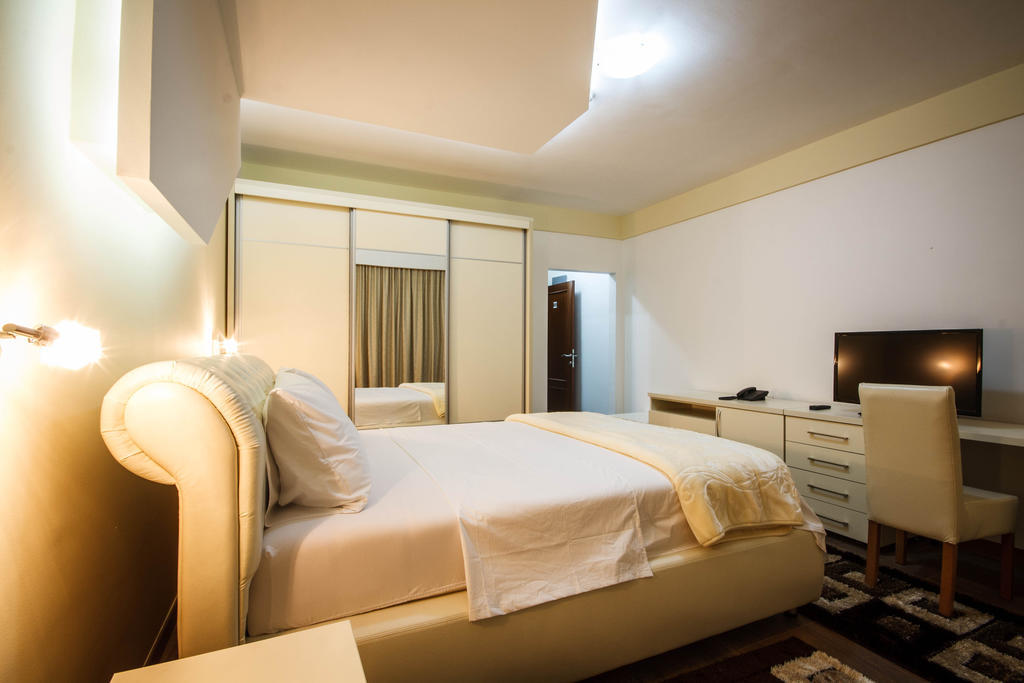 Hotel Oasis Подгориця Номер фото