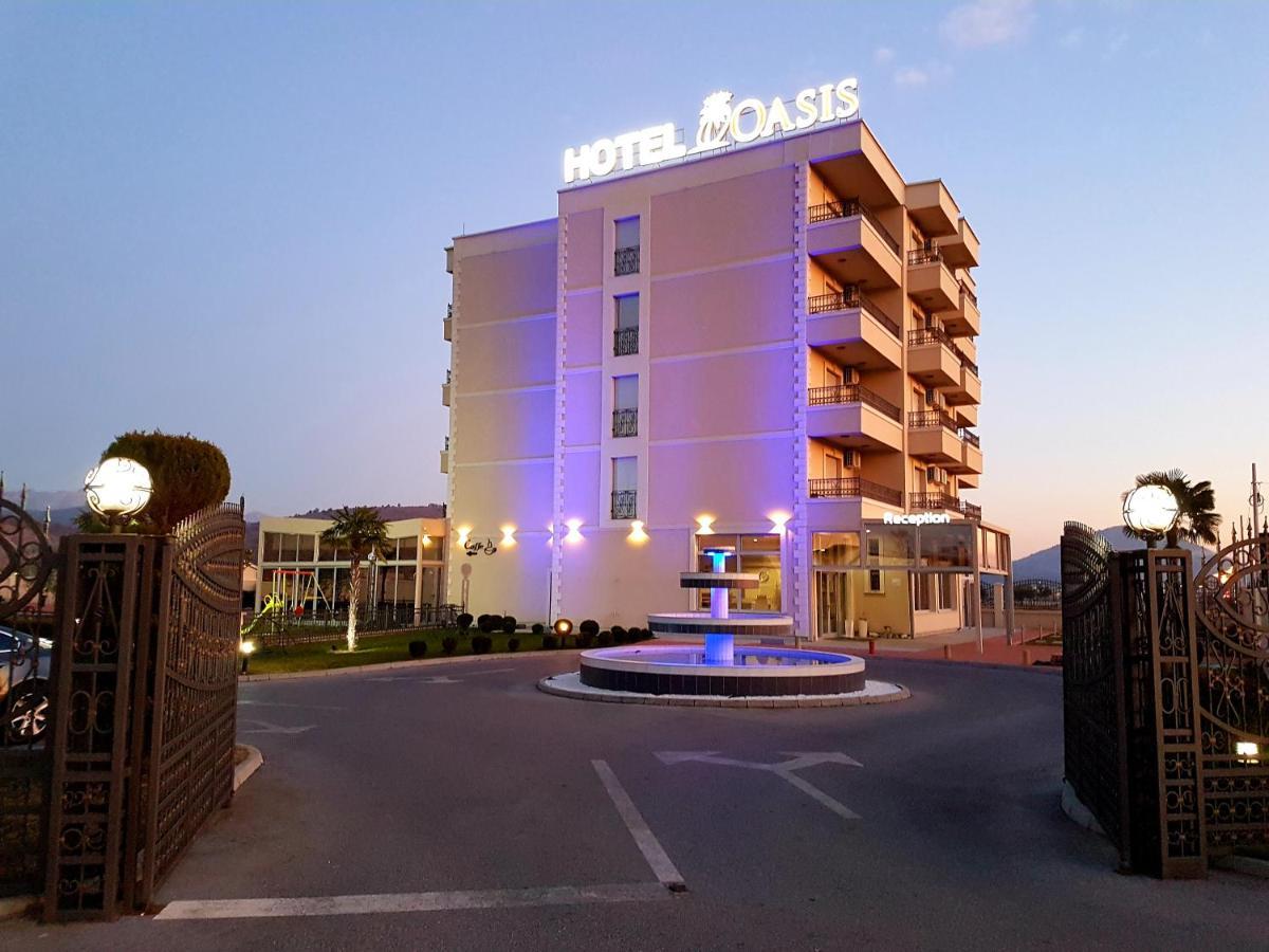 Hotel Oasis Подгориця Екстер'єр фото
